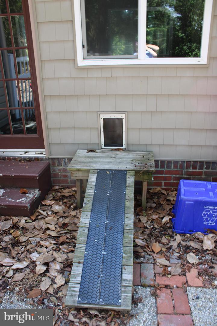 215 N Park Dr Property Photo 45