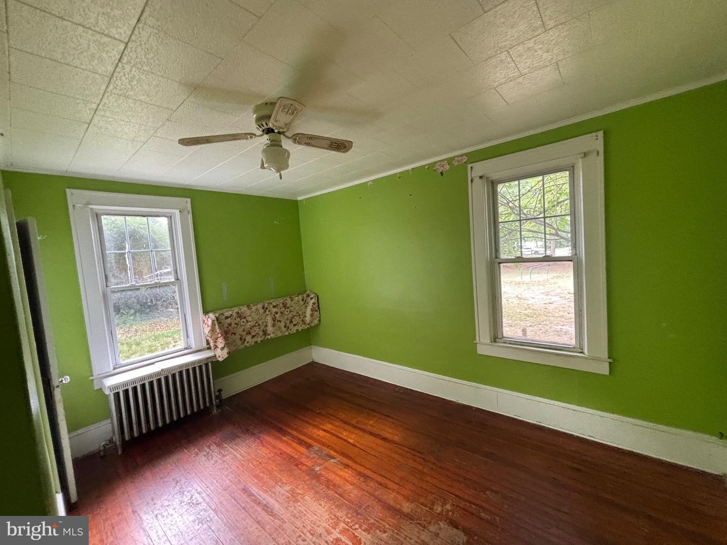 604 Light St Property Photo 13