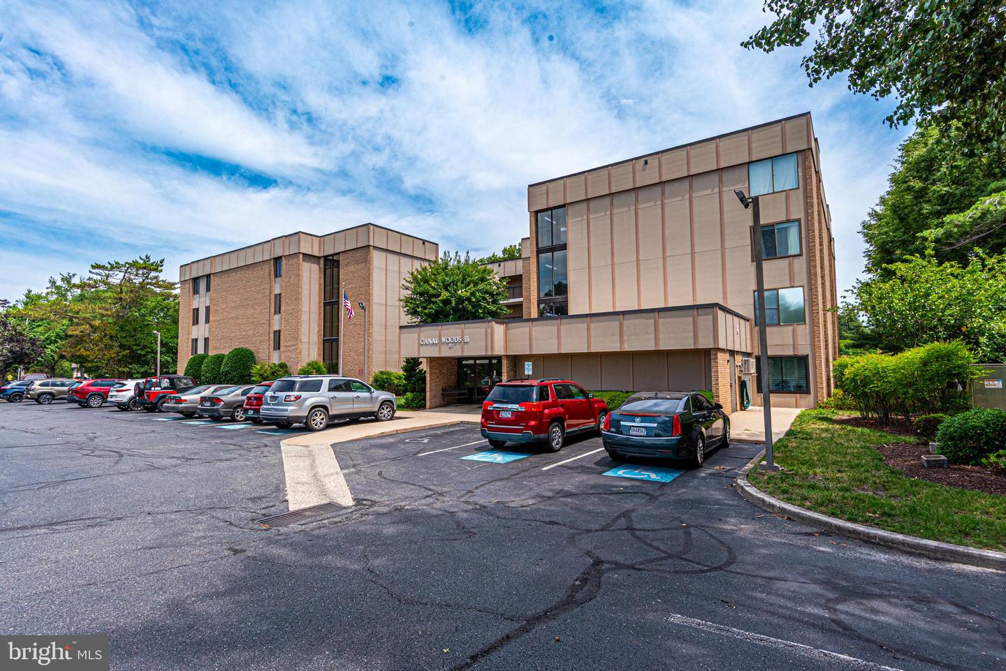 227 Canal Park Dr #301 Property Photo 2