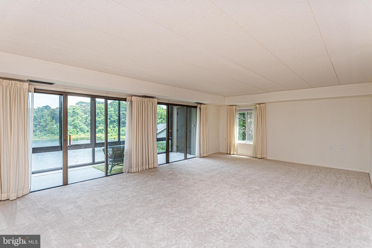 227 Canal Park Dr #301 Property Photo 11