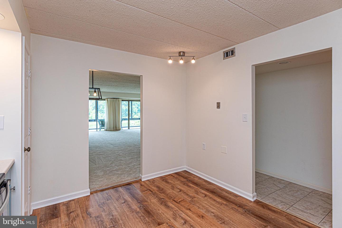 227 Canal Park Dr #301 Property Photo 19