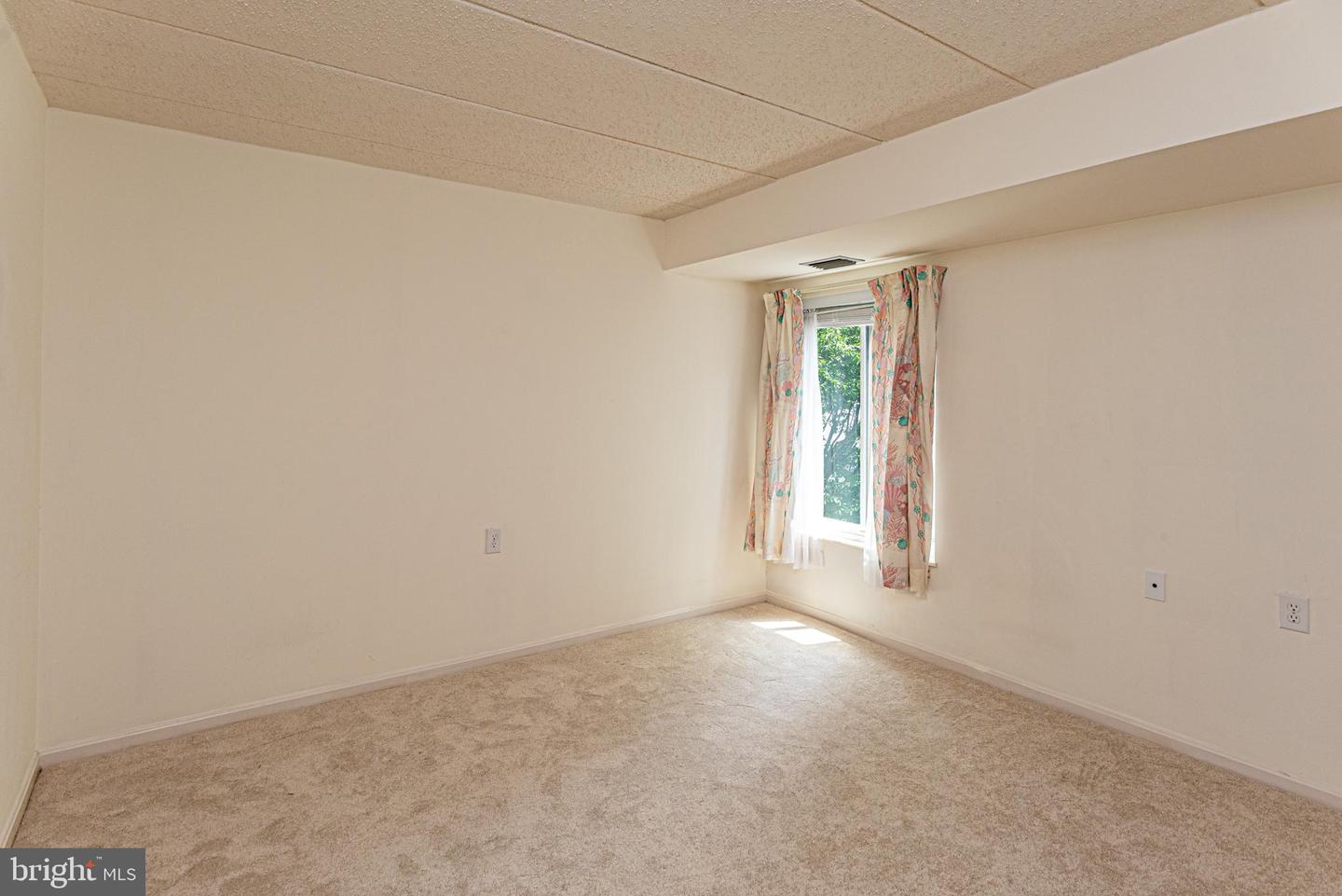 227 Canal Park Dr #301 Property Photo 25