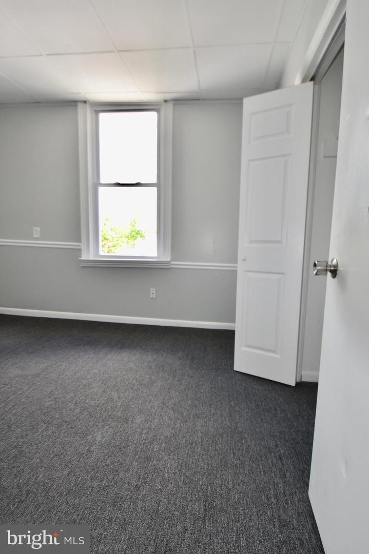 600 Main Street Property Photo 30