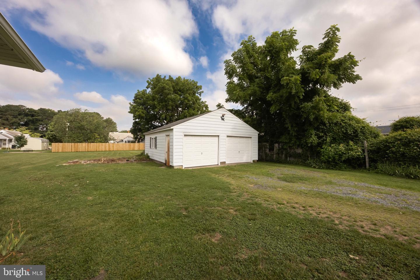 304 Calvin Dr Property Photo 48