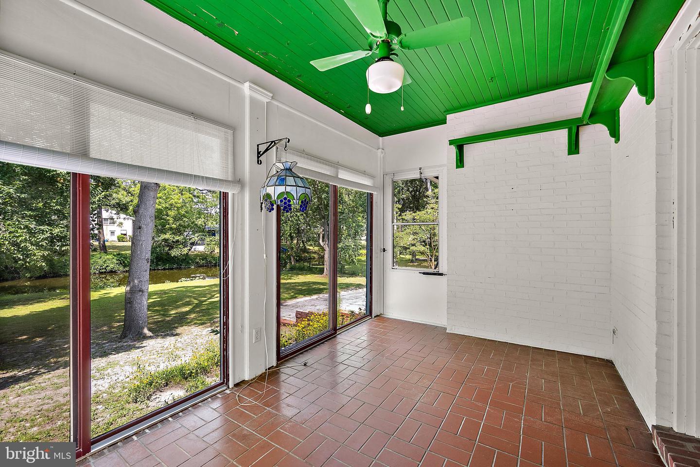 609 N Pinehurst Ave Property Photo 47