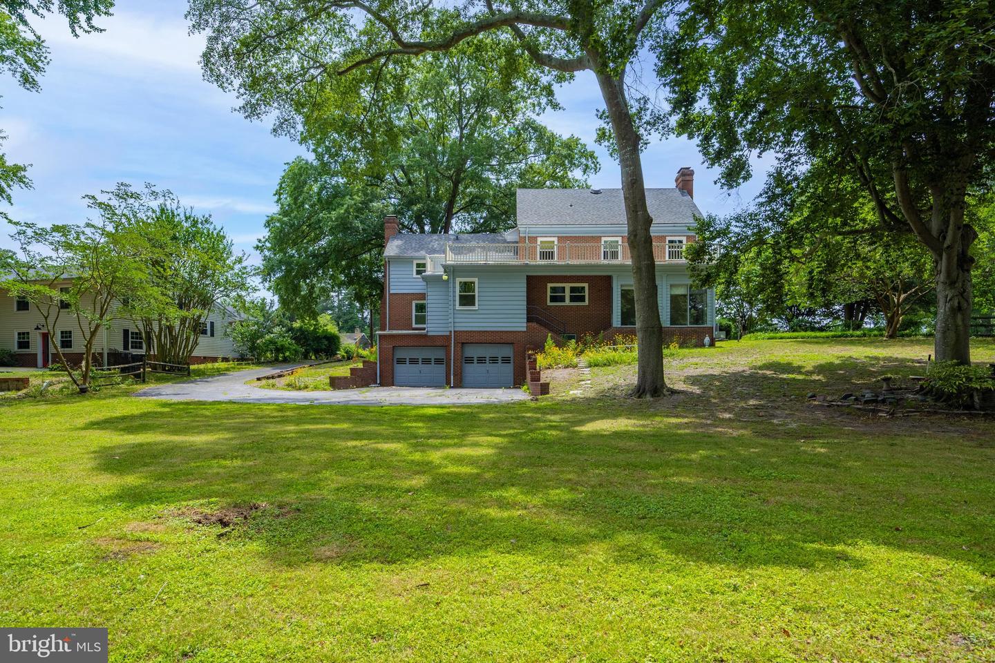 609 N Pinehurst Ave Property Photo 57