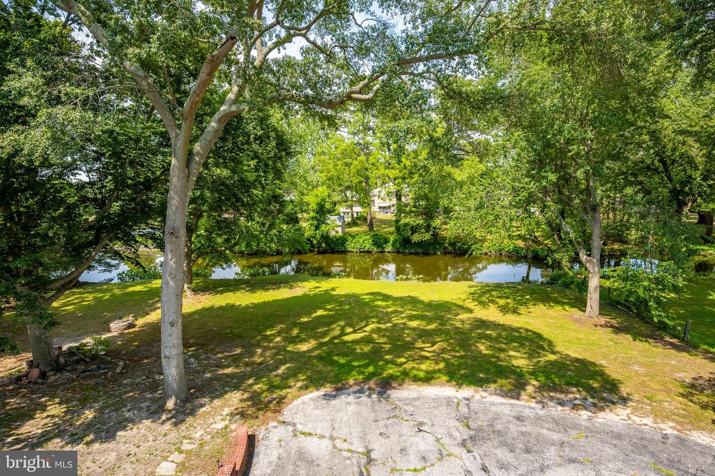 609 N Pinehurst Ave Property Photo 67