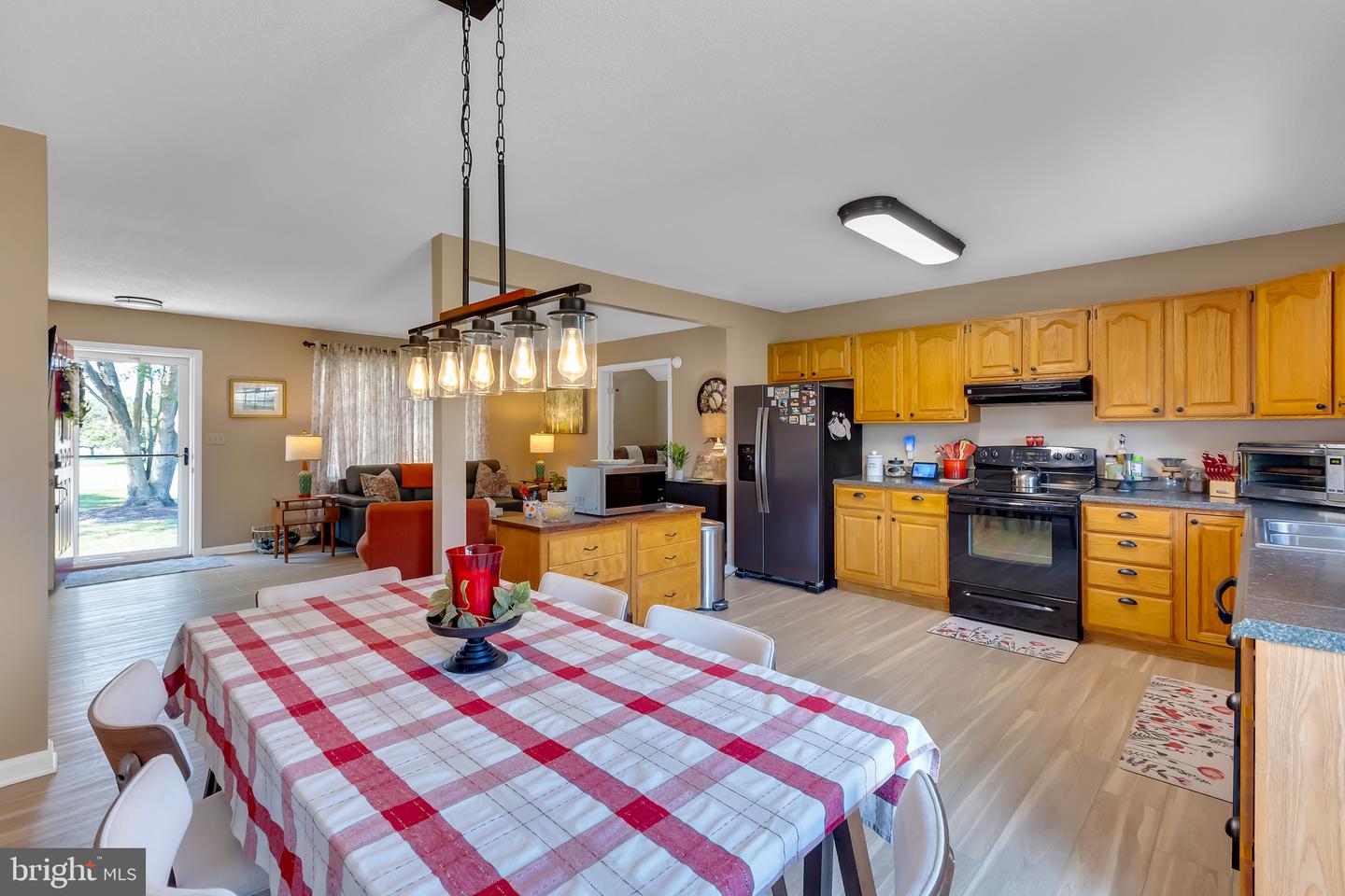 6185 Trails End Ct Property Photo 9