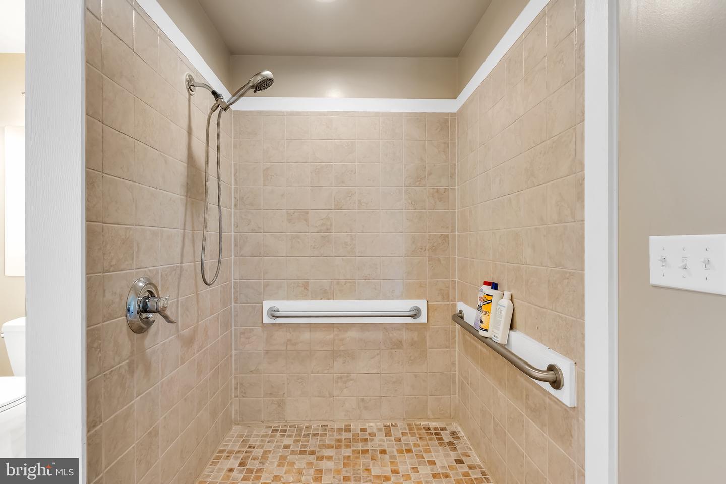 6185 Trails End Ct Property Photo 18