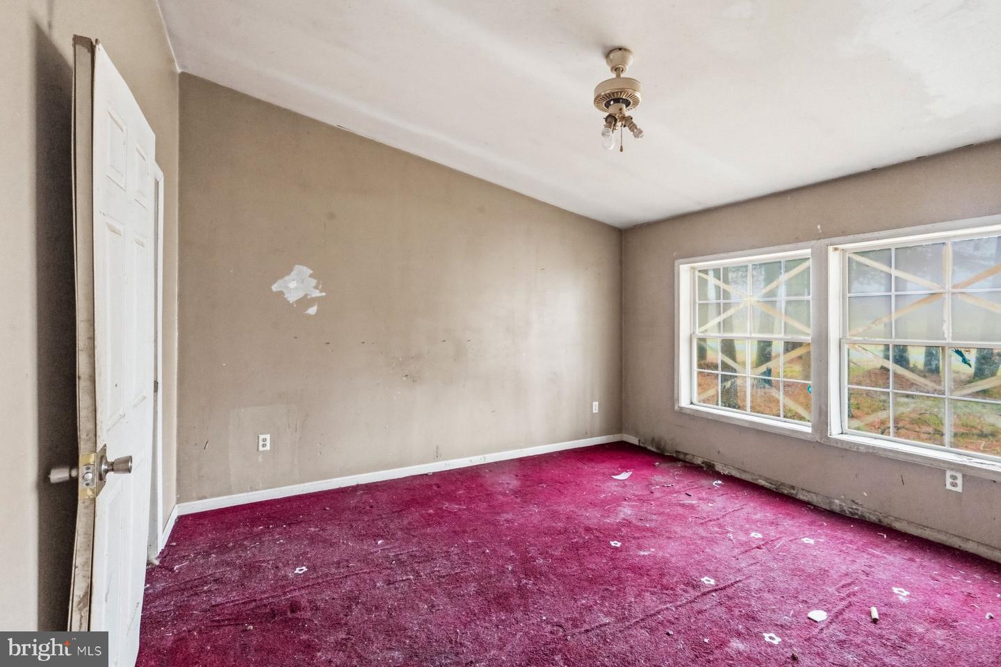 8434 Hurleys Neck Rd Property Photo 14