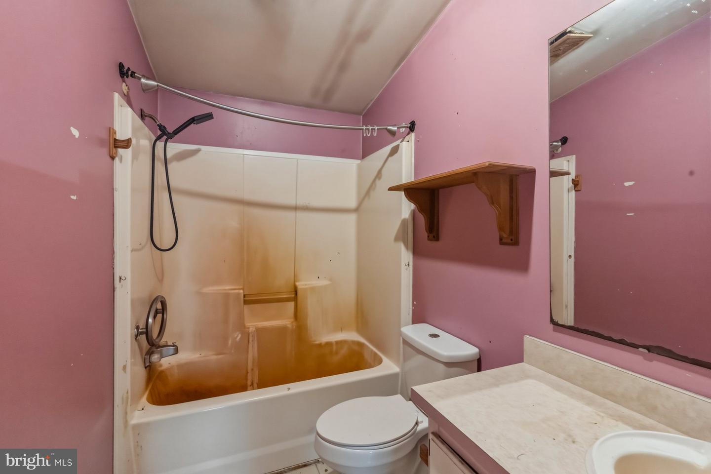 8434 Hurleys Neck Rd Property Photo 16
