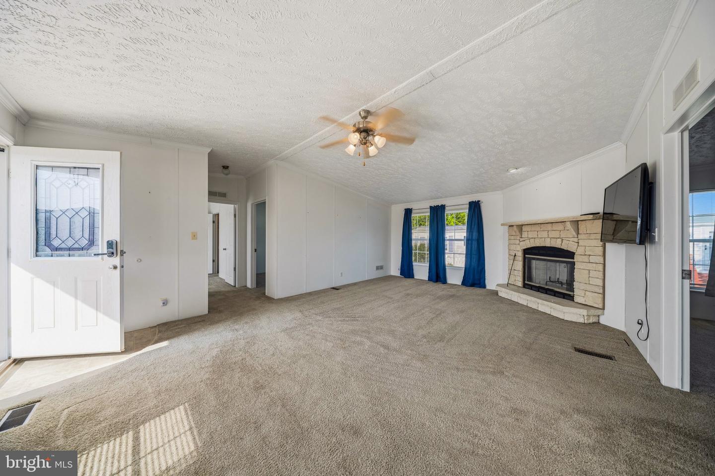 35087 Sunrise Ct Property Photo 3