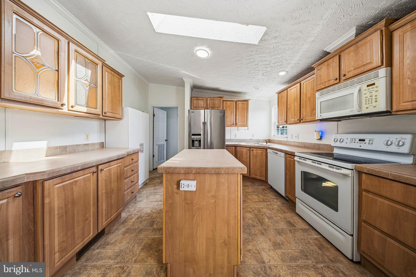 35087 Sunrise Ct Property Photo 5