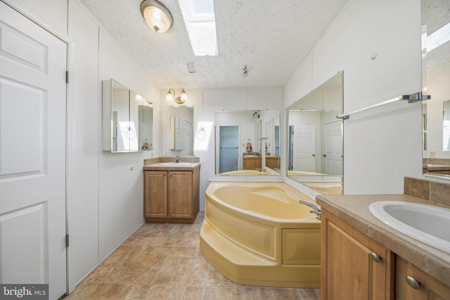 35087 Sunrise Ct Property Photo 7