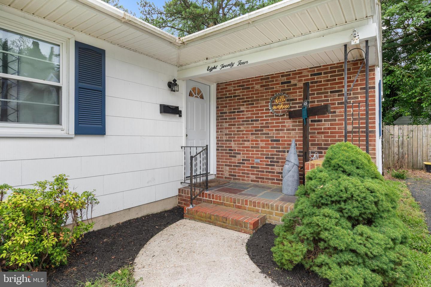 824 Springfield Cir Property Photo 4