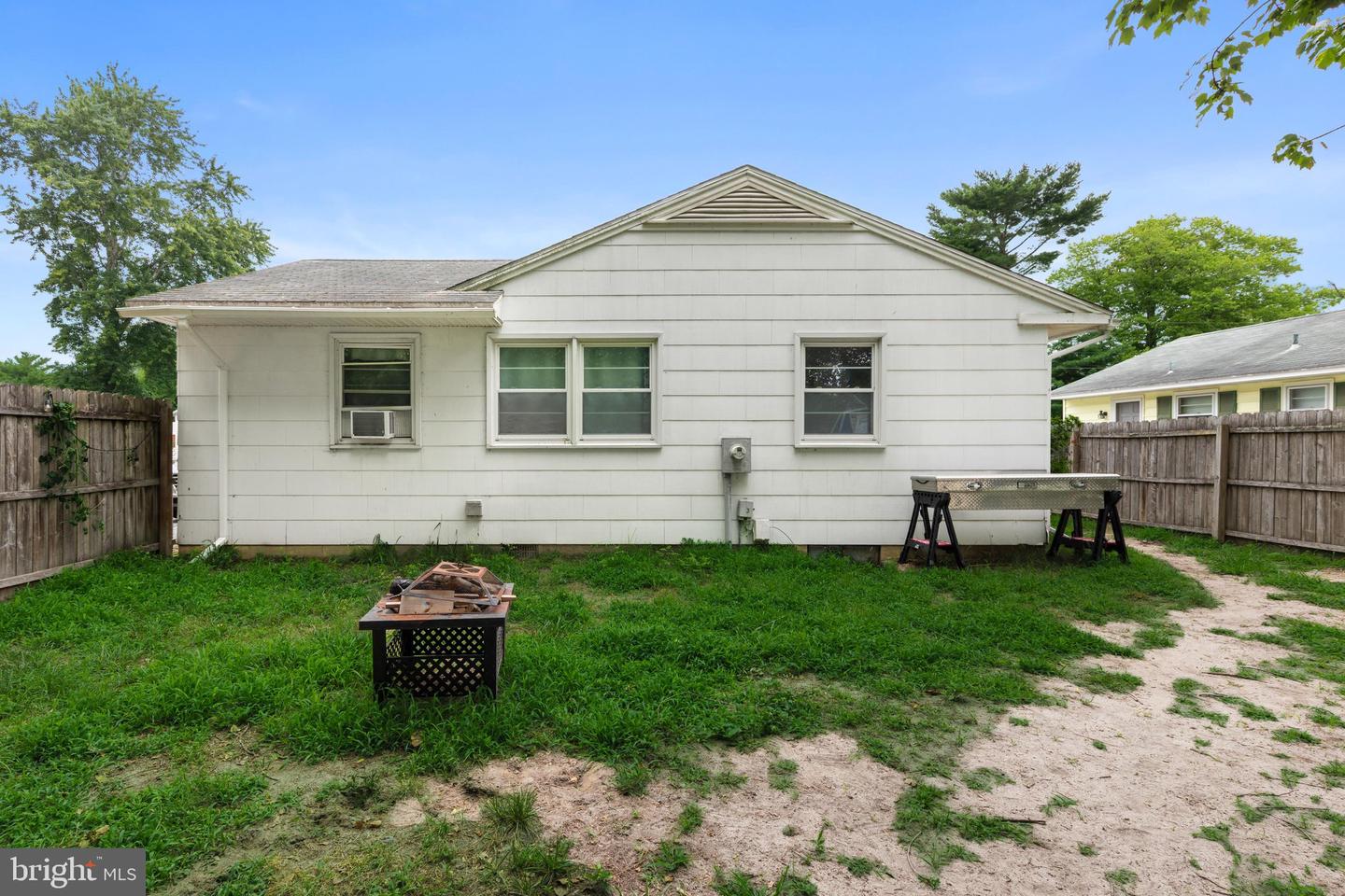 824 Springfield Cir Property Photo 34