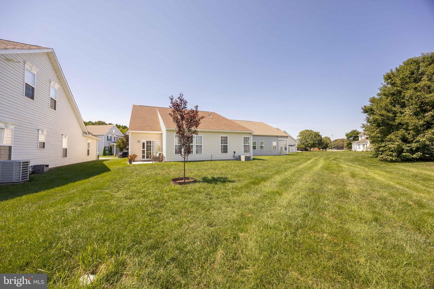 9187 Clubhouse Dr Property Photo 13
