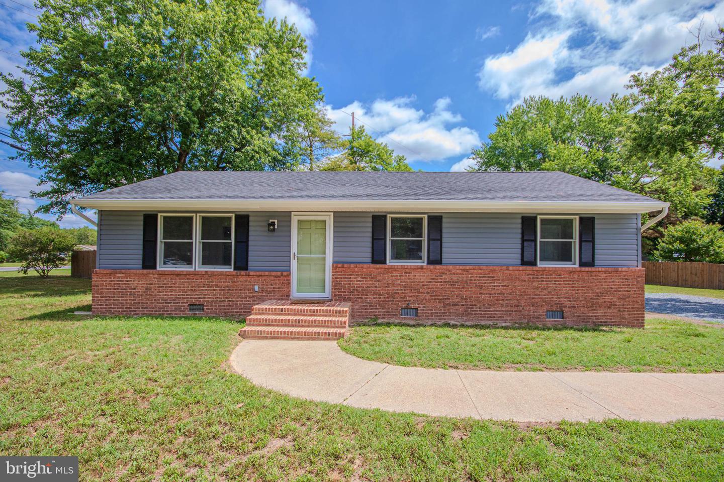 31686 Kenilworth Dr Property Photo 1