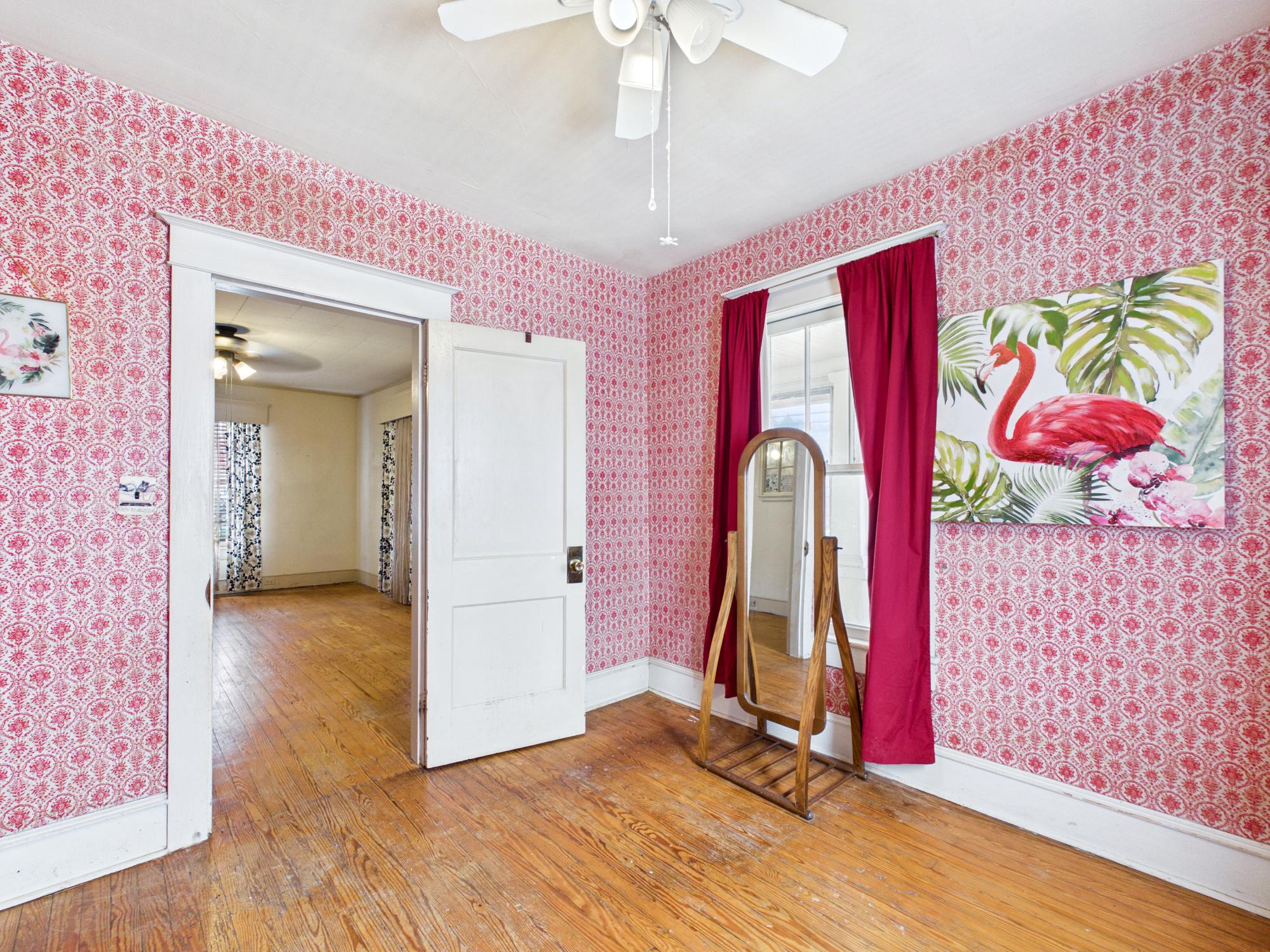 310 Lillian St Property Photo 22