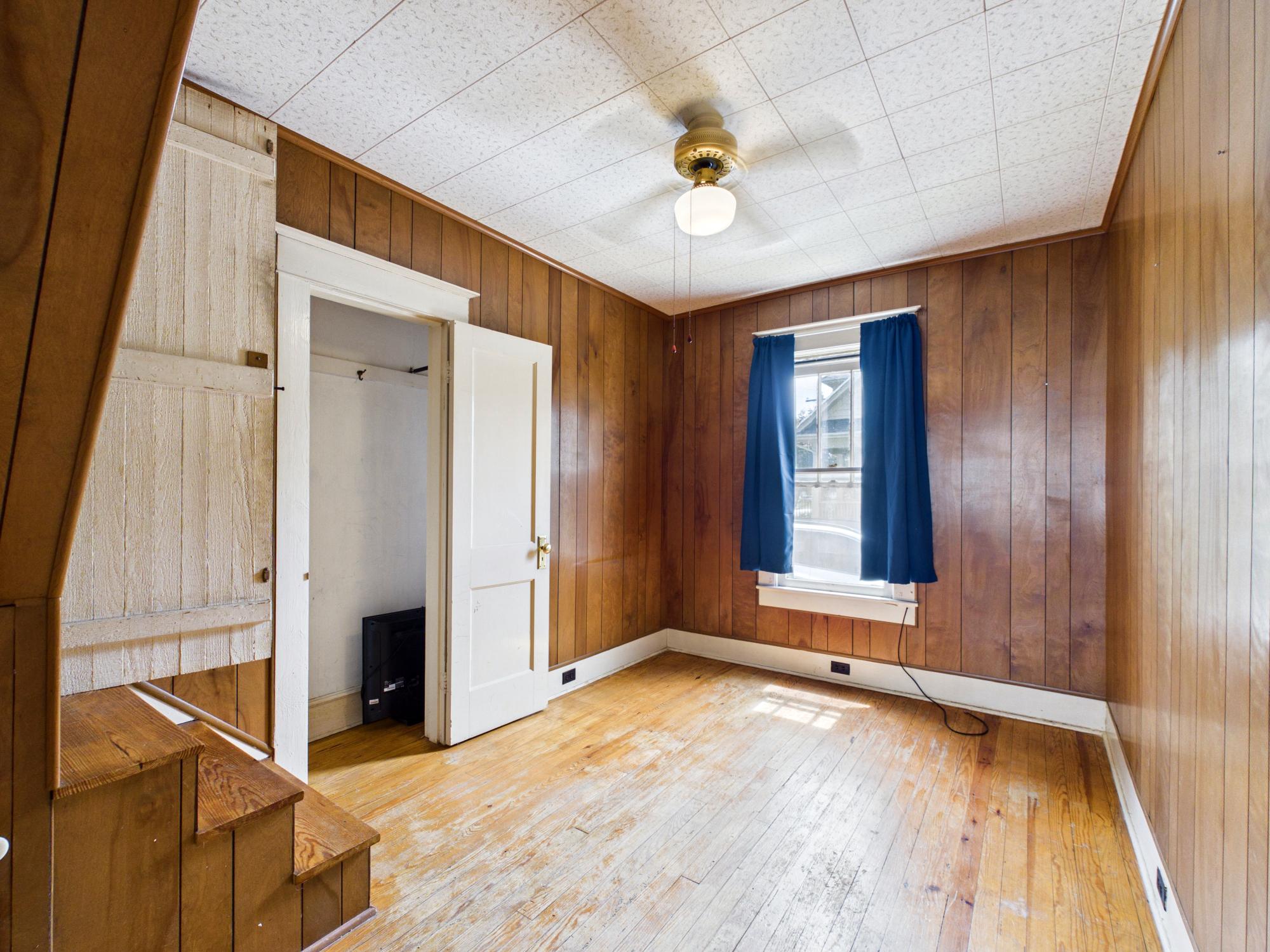 310 Lillian St Property Photo 26
