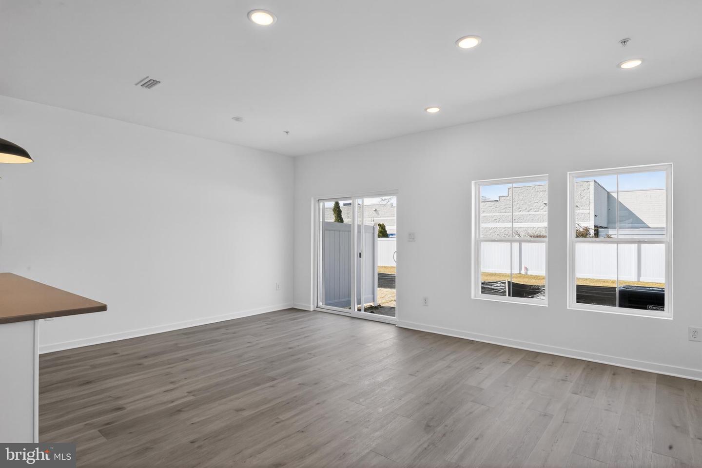 306 Clement Loop Property Photo 24