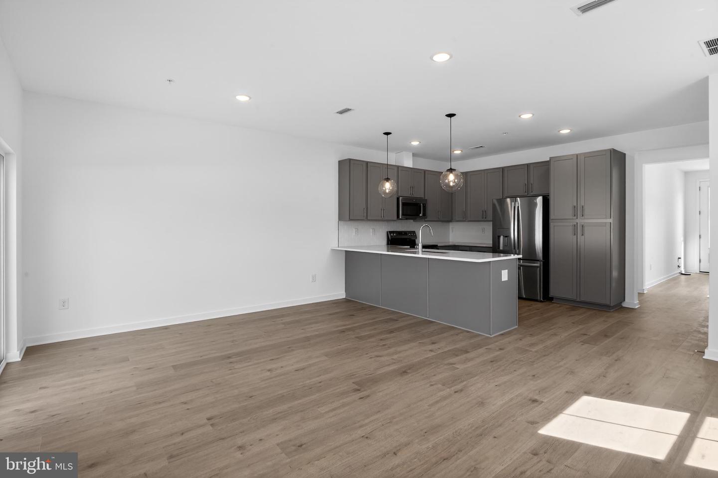 304 Clement Loop Property Photo 11