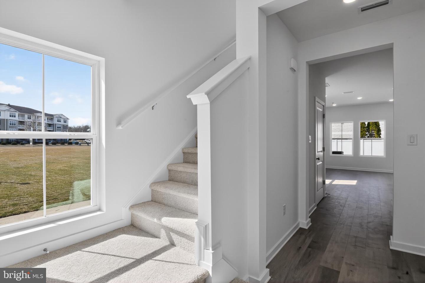 304 Clement Loop Property Photo 12