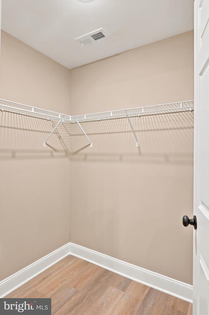 312 Park Ave Property Photo 19