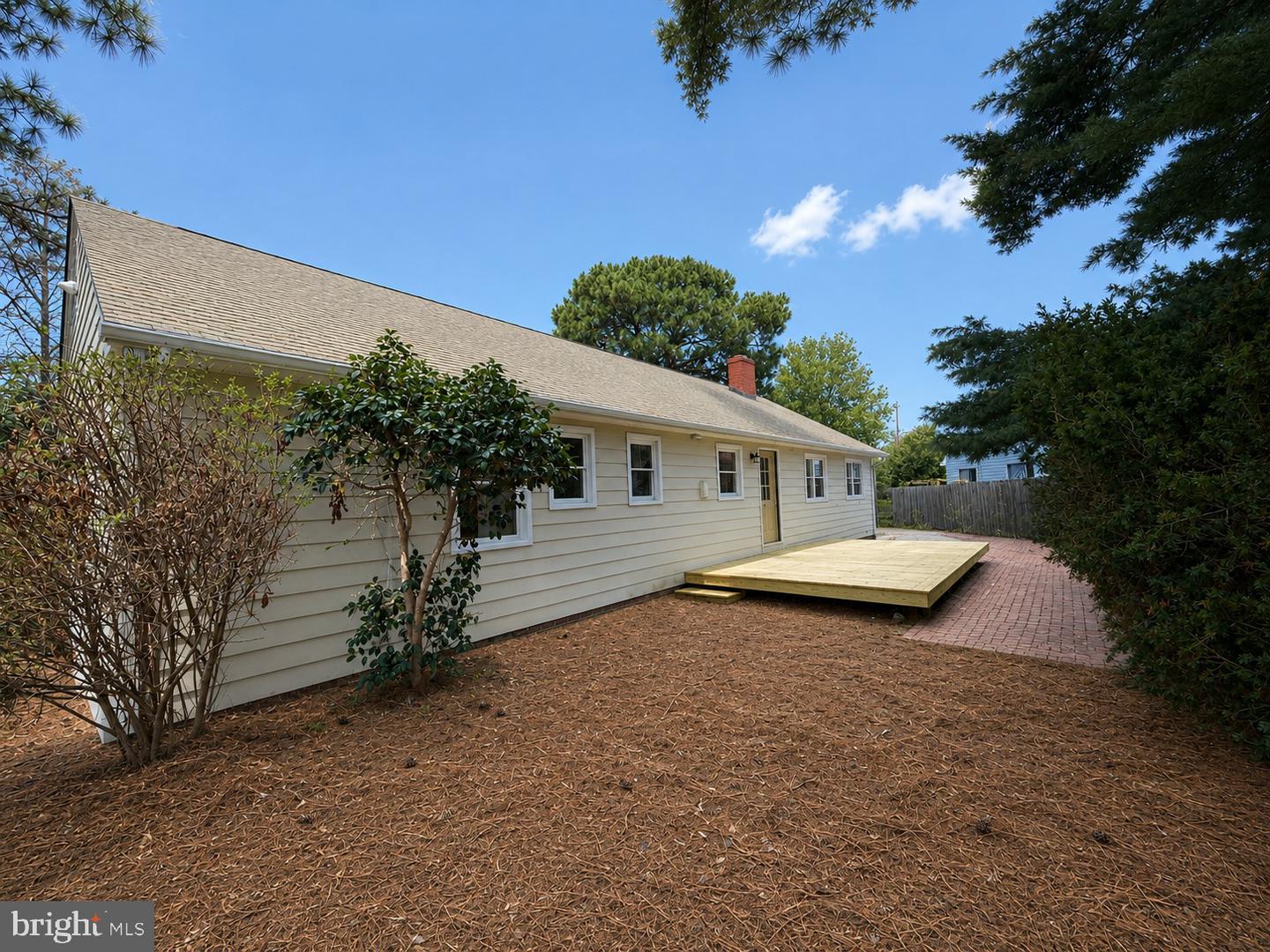 703 Mcbriety Cir Property Photo 6