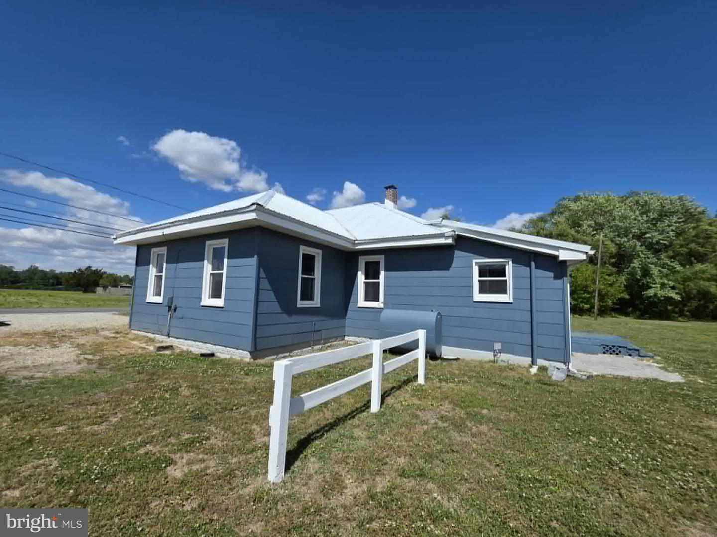 28419 Old Quantico Rd #b Property Photo 3