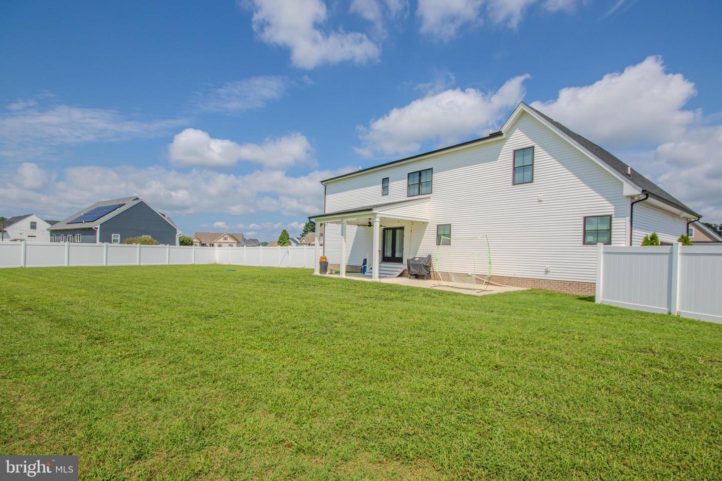 27152 Equestrian Dr Property Photo 44