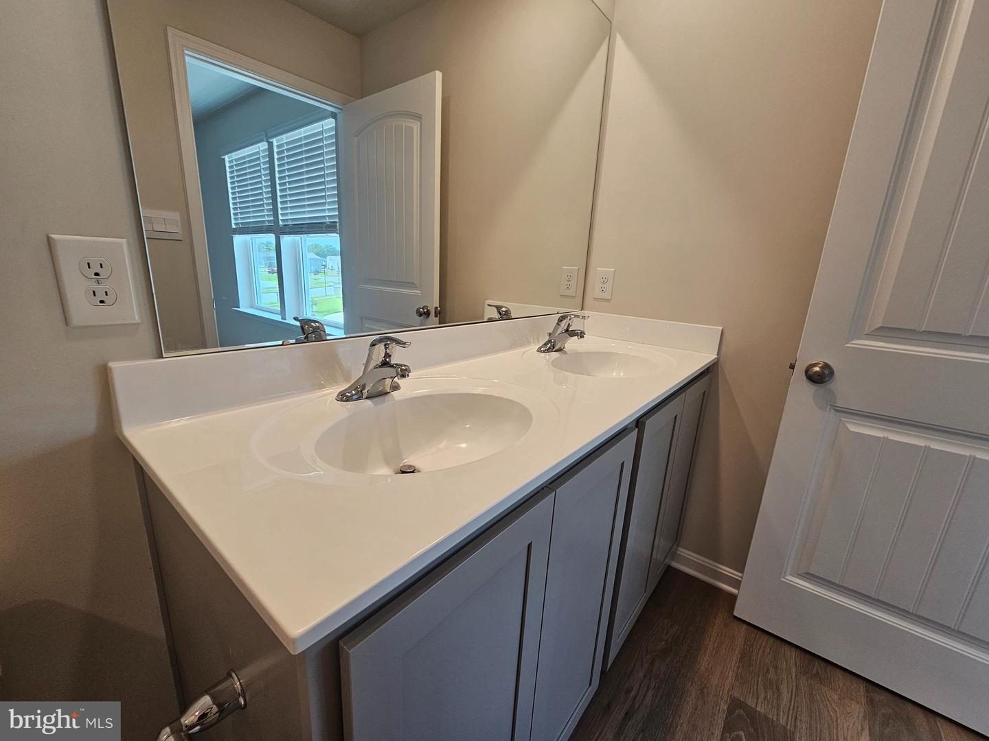 1410 Sugarplum Ln Property Photo 28