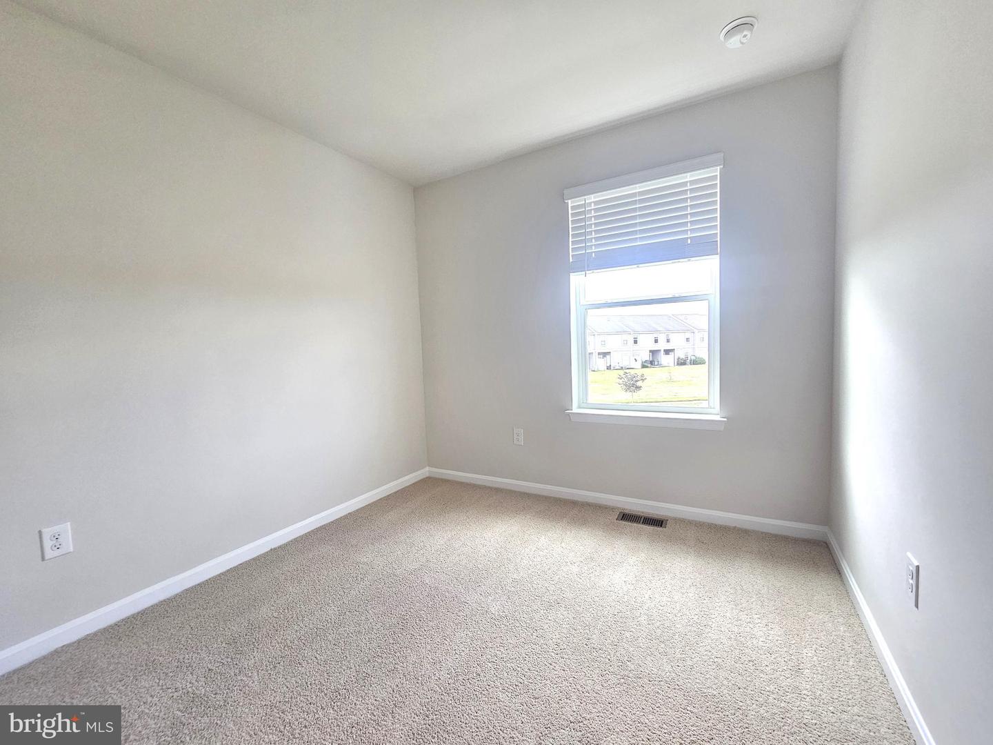 1410 Sugarplum Ln Property Photo 33