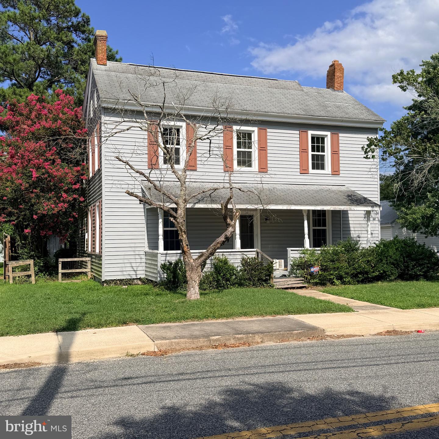 313 Bridge St Property Photo 1
