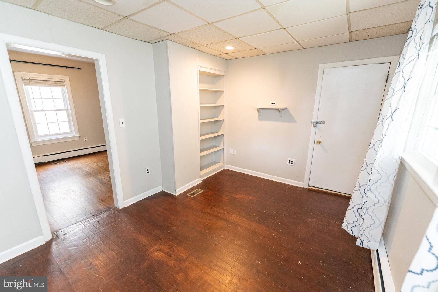 1109 N Division St Property Photo 19