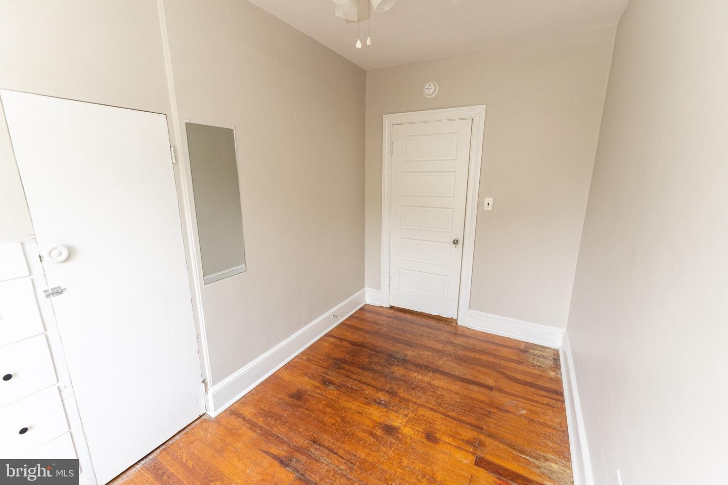 1109 N Division St Property Photo 37