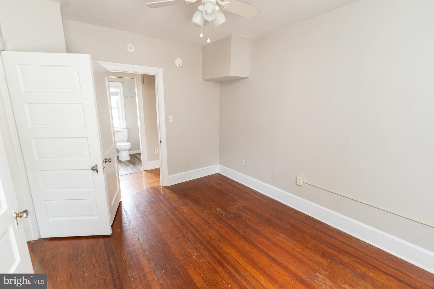 1109 N Division St Property Photo 44