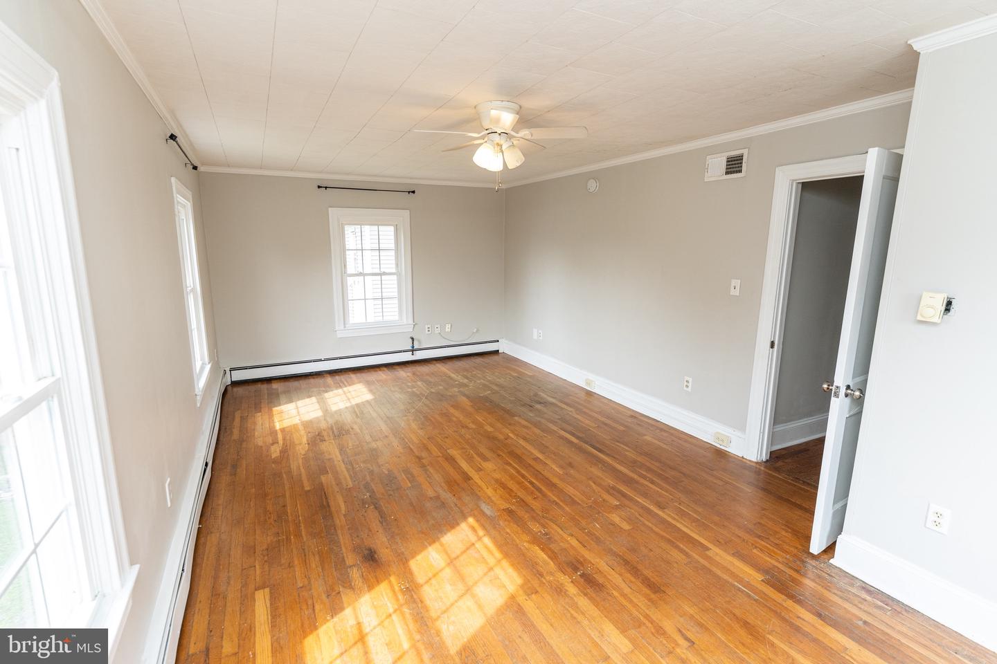 1109 N Division St Property Photo 48