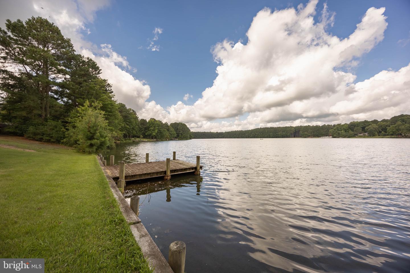 8000 Pintail Dr Property Photo 5