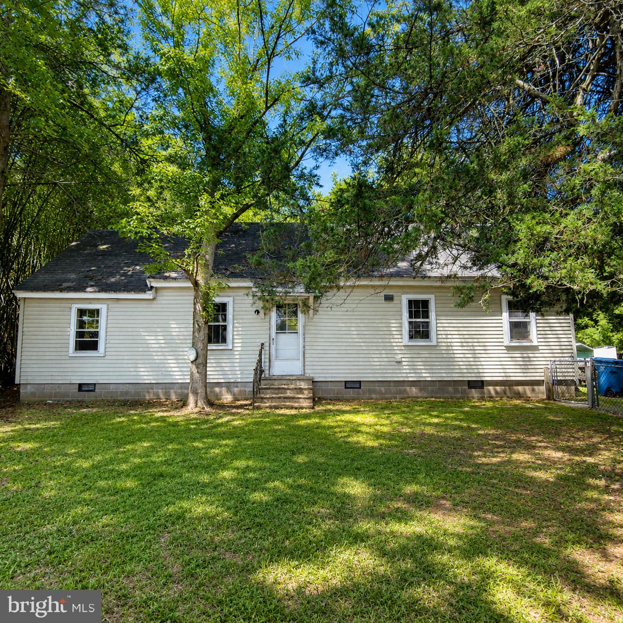 7010 Archie Dennis Rd Property Photo 1