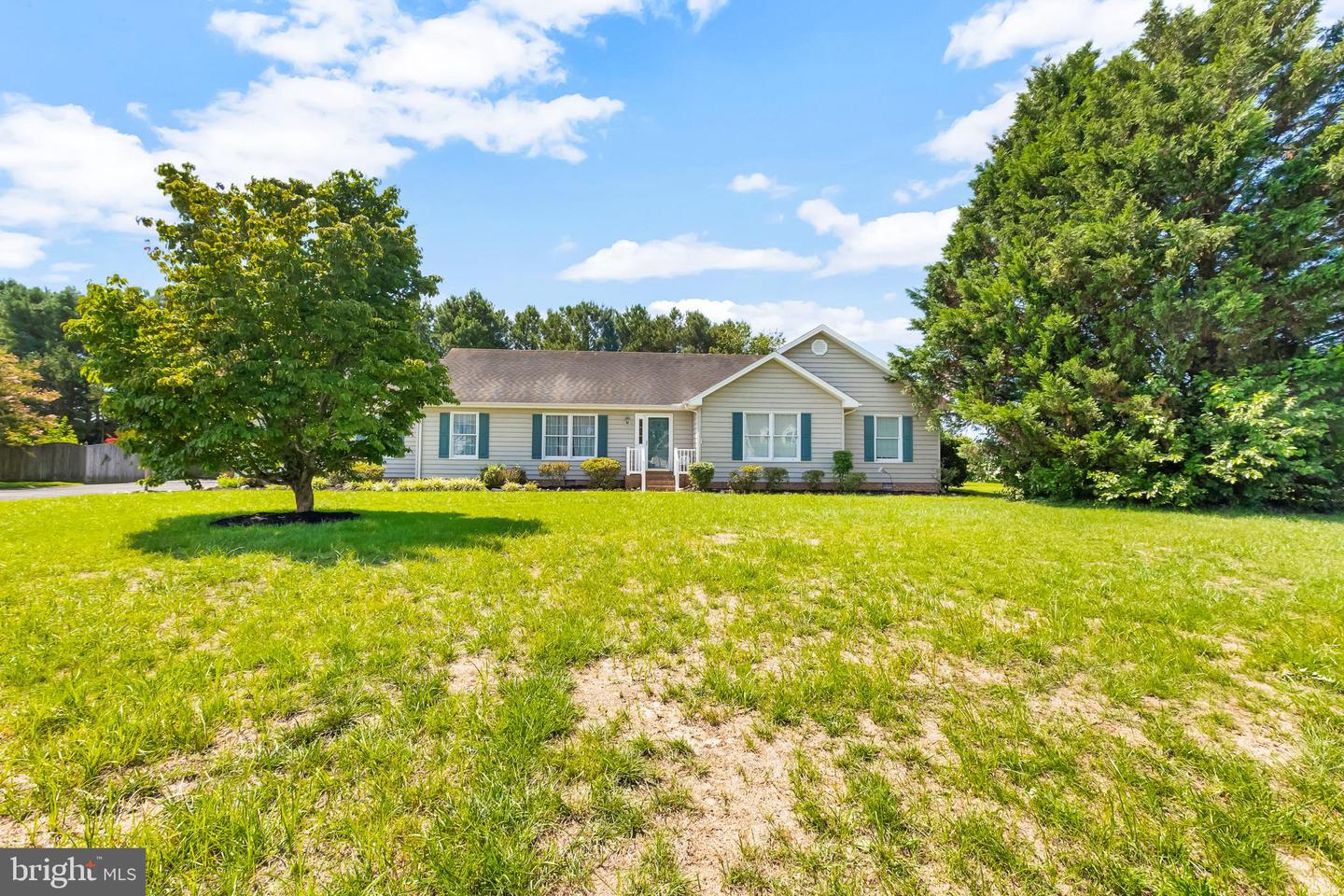 305 Gunbys Mill Dr Property Photo 1