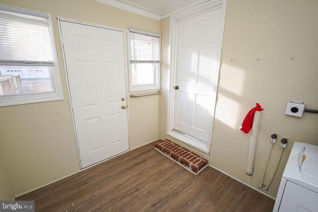 512 Sheldon Ave Property Photo 22