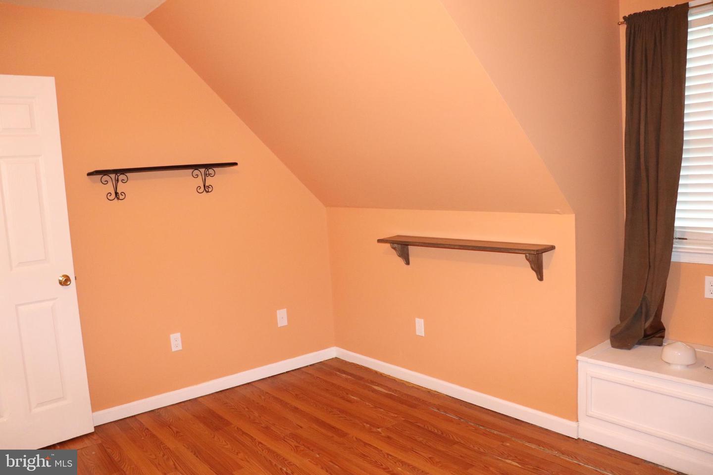34762 Main St Property Photo 27