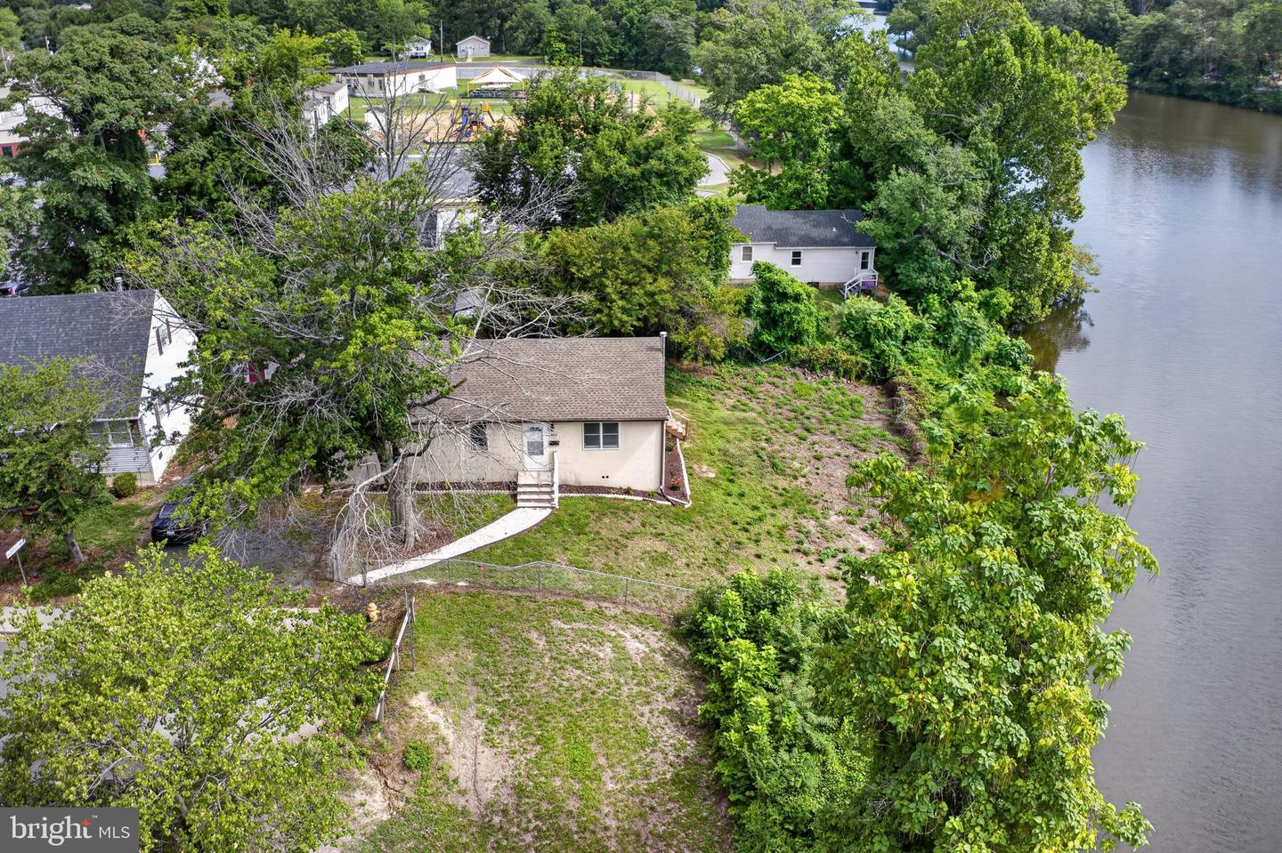 403 Rose St Property Photo 1