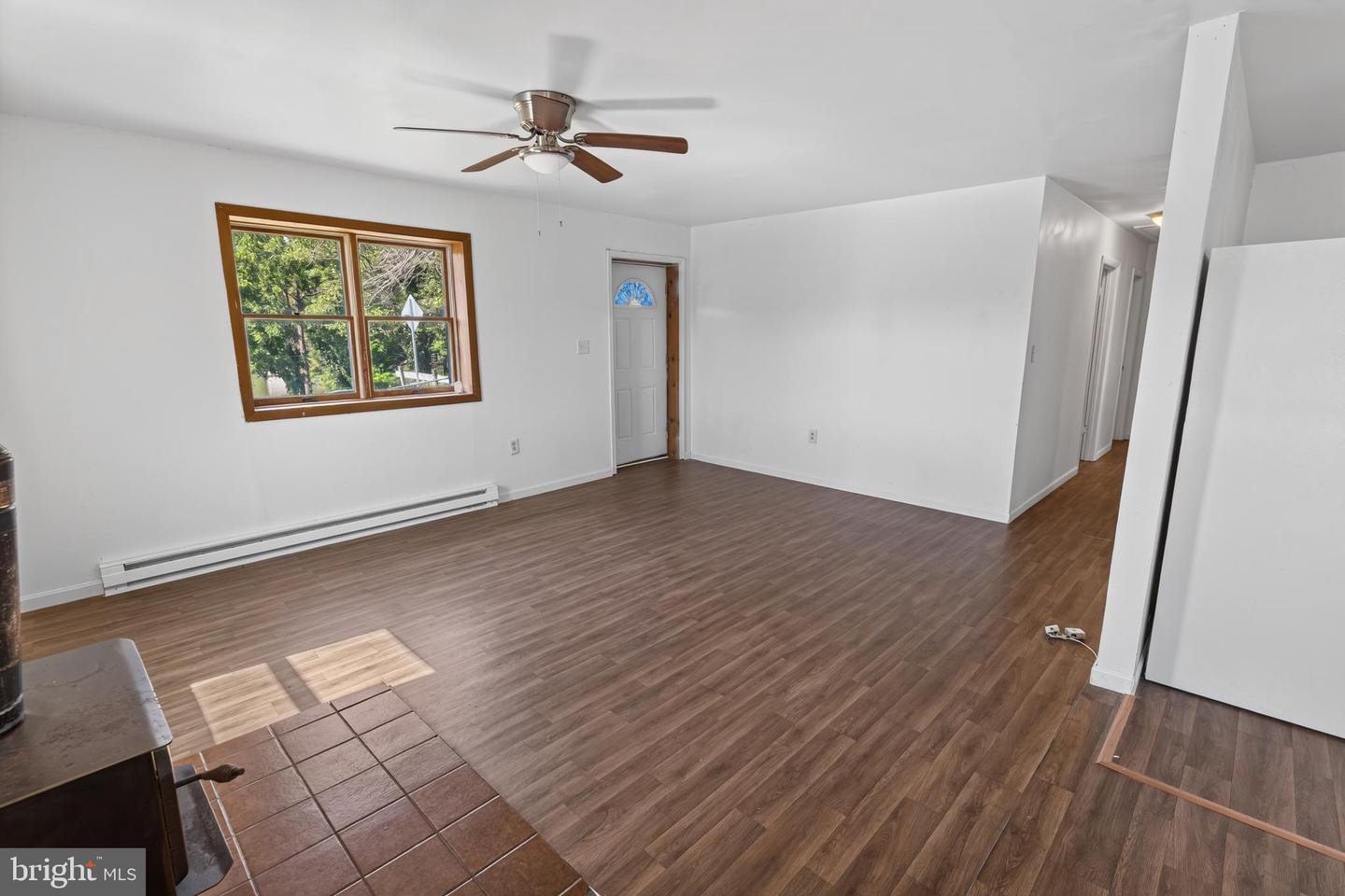 403 Rose St Property Photo 8