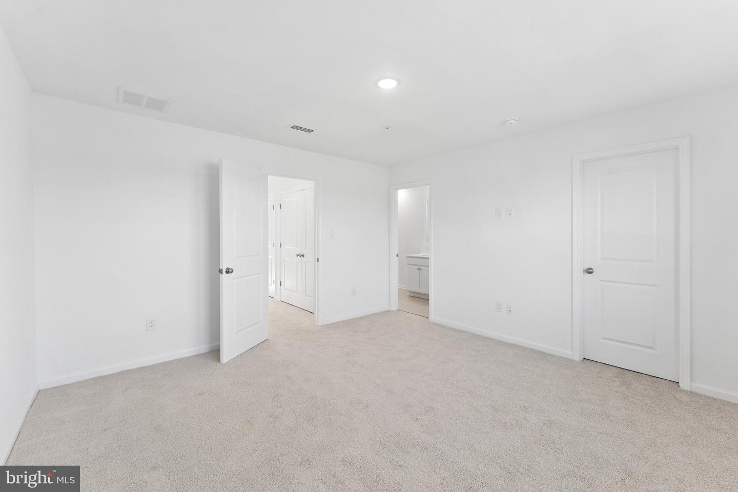 313 Clement Loop Property Photo 11