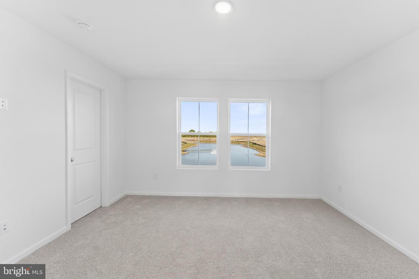 313 Clement Loop Property Photo 13
