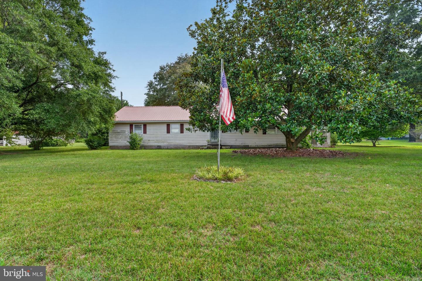 33997 E Line Rd Property Photo 2