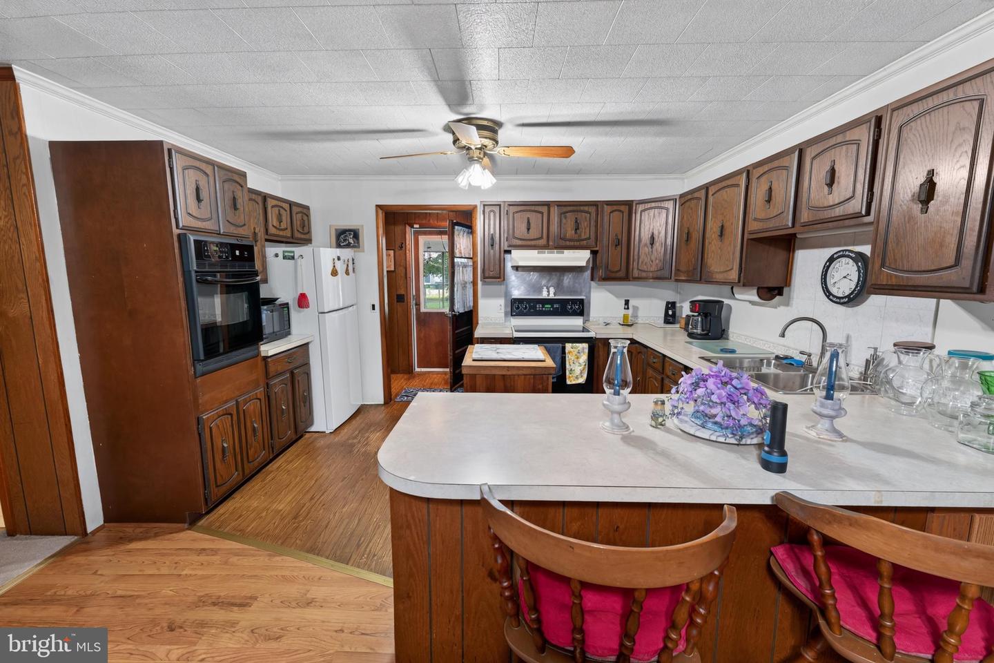 33997 E Line Rd Property Photo 12