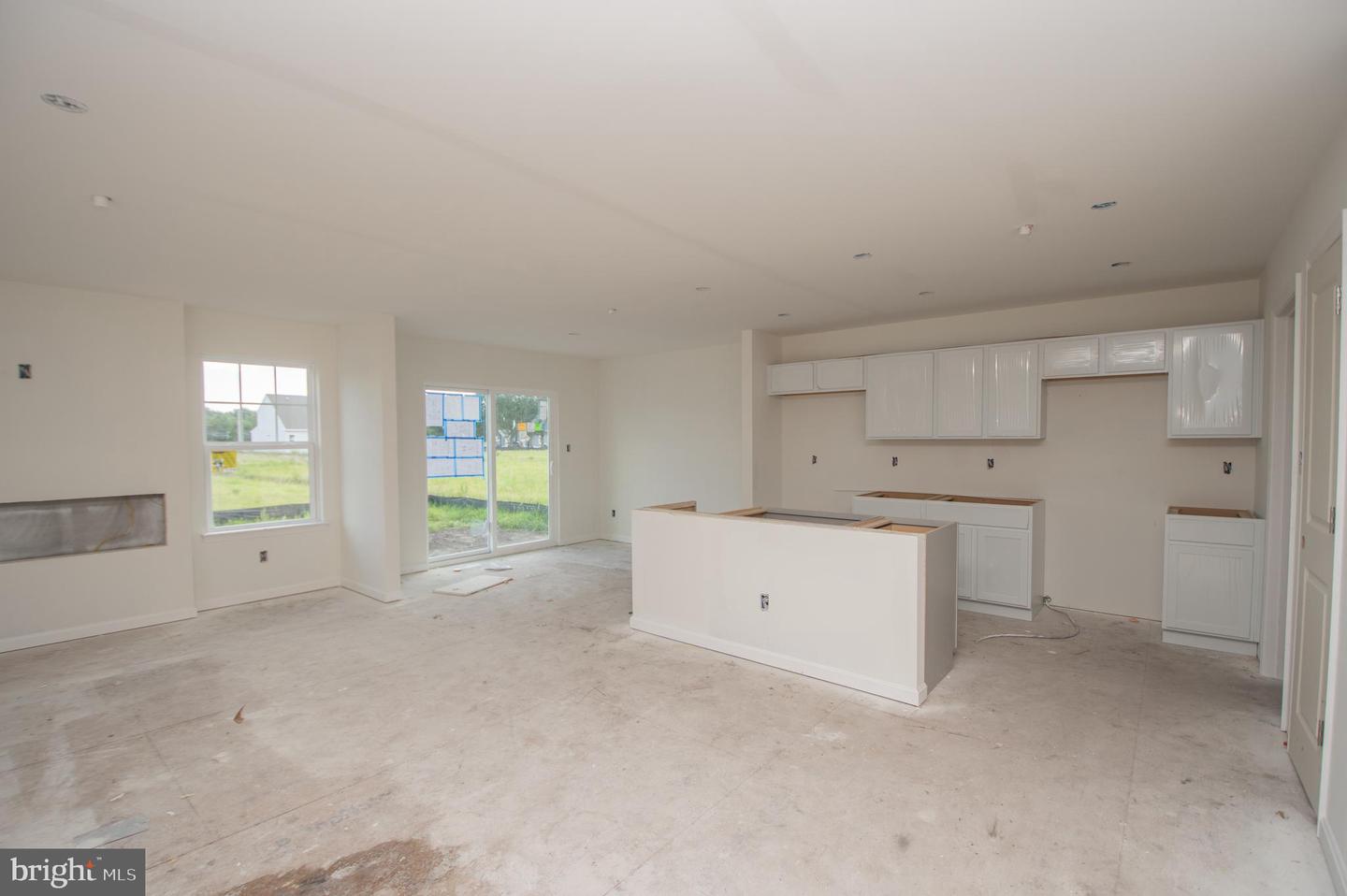 34910 Main St Property Photo 3